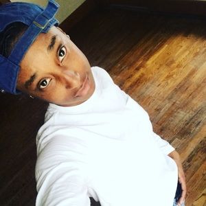 Meet your Posher, Janay